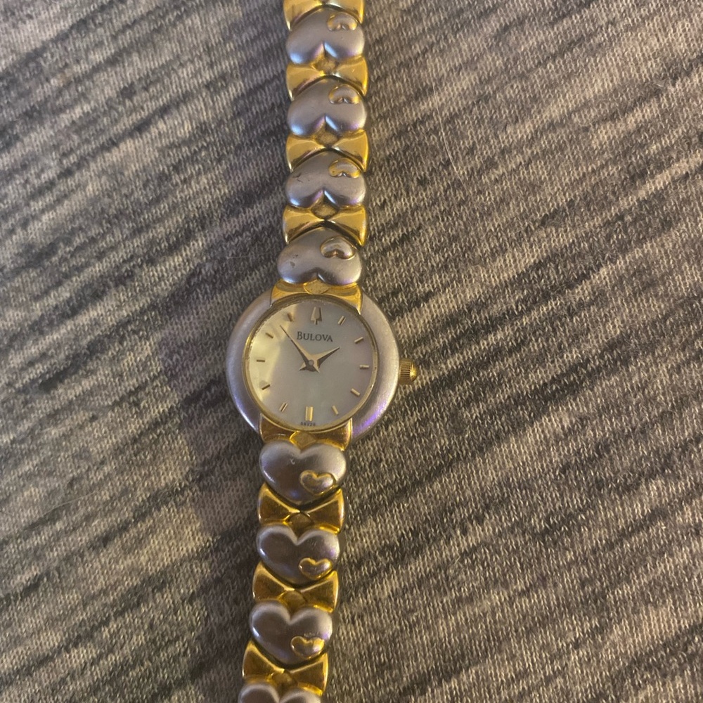 bulova gold n silver womens watch (needs battery)